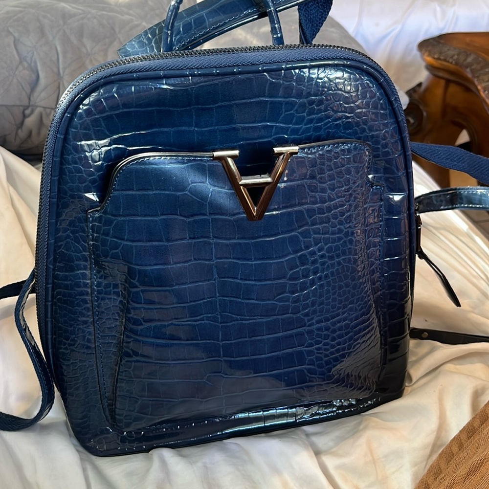 Elegant blue Croc-Embossed Backpack